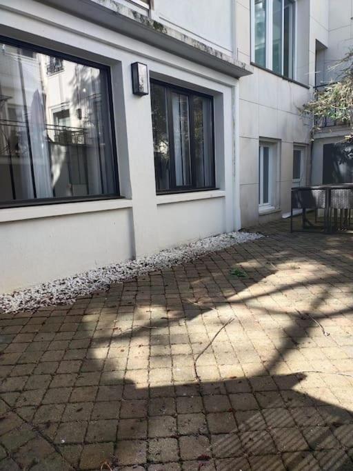 2 Piece Avec Terrasse Ensoleille Apartment ซูเรน ภายนอก รูปภาพ